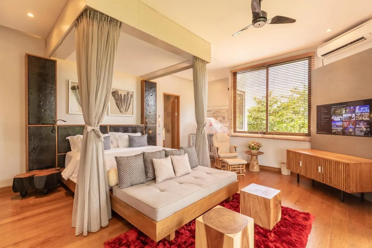Villa Kimaya - 5-Bed Berawa Luxury Villa With Complimentary Pool Fence Canggu  Indonesia