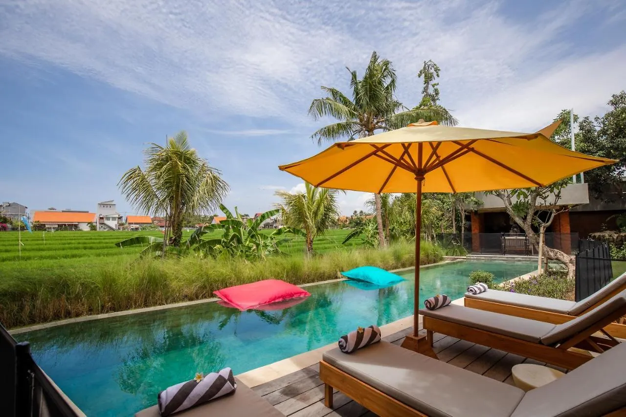 Villa Kimaya - 5-Bed Berawa Luxury Villa With Complimentary Pool Fence Canggu