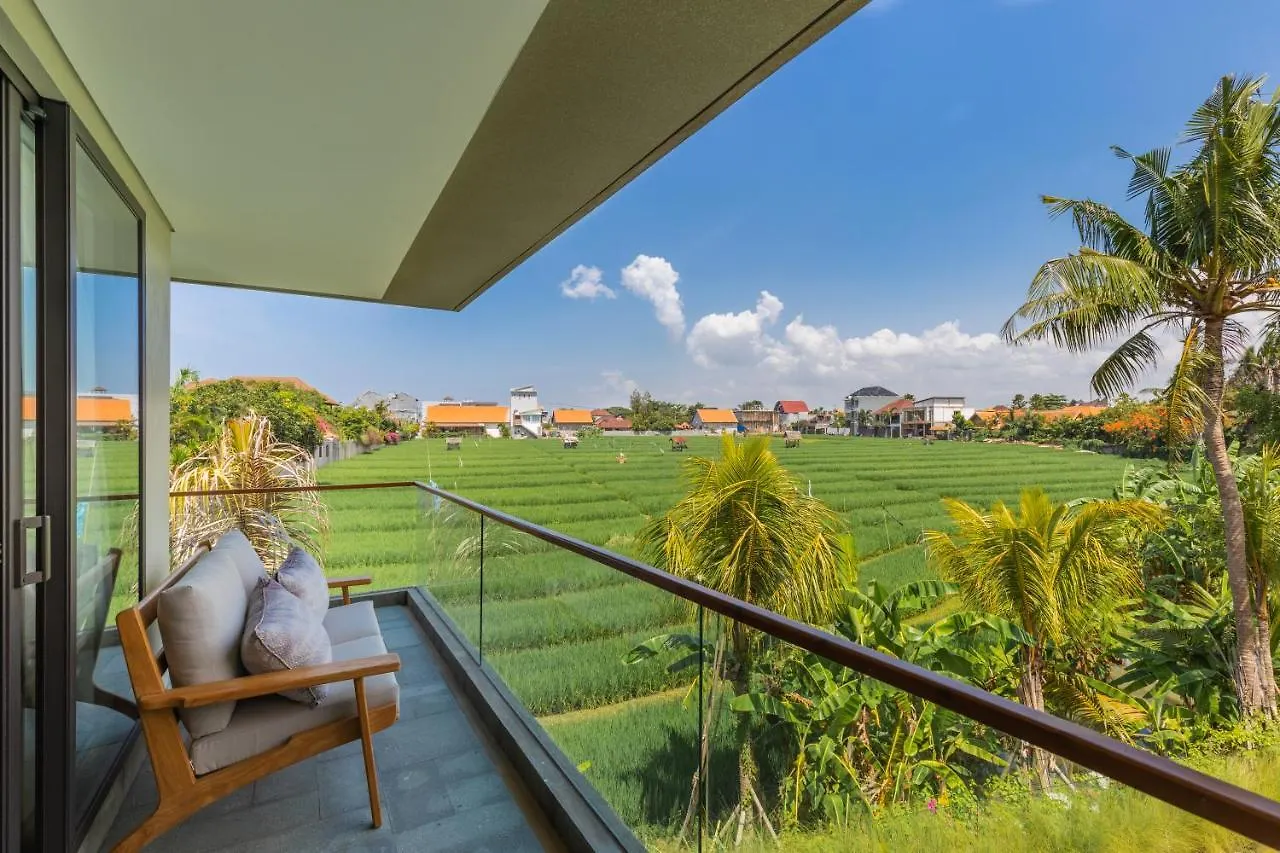 Villa Kimaya - 5-Bed Berawa Luxury Villa With Complimentary Pool Fence Canggu