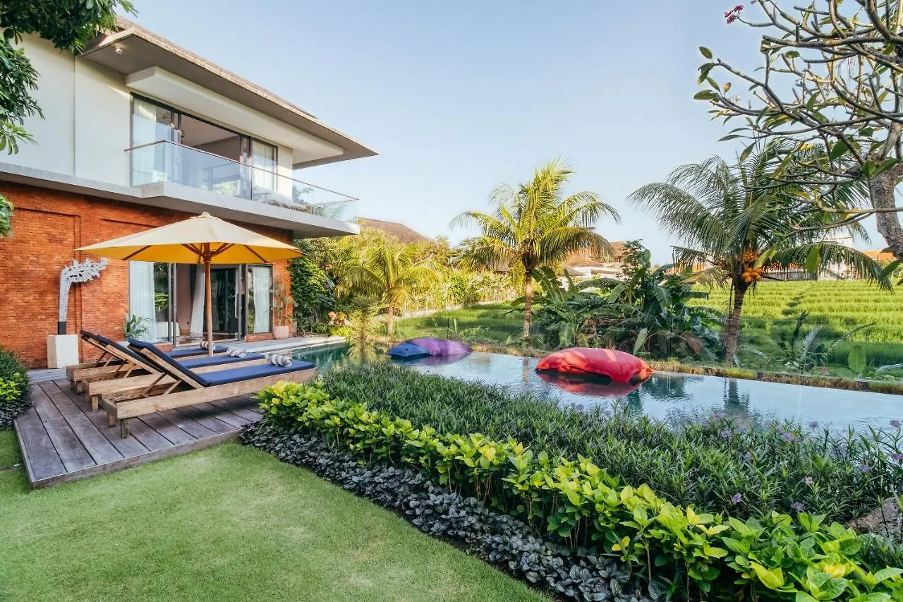Villa Kimaya - 5-Bed Berawa Luxury Villa With Complimentary Pool Fence Canggu